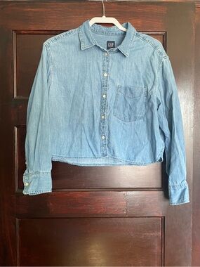 GAP 100% Cotton Cropped Denim Chambray Shirt - Size M Petite